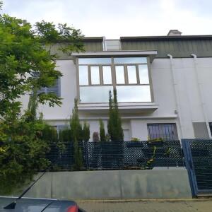 Montaje de láminas para protección solar
